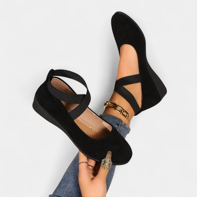 Eniola - Comfortable Sneakers With Strap